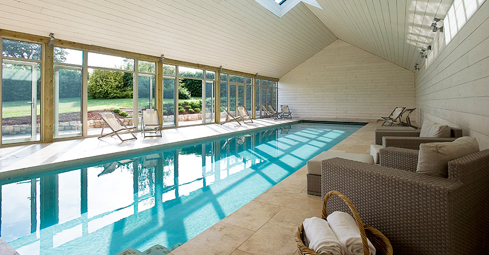 swimming-pool-garden-house-self-catering-lilycombe-farm-chewton-mendip-bath-somerset-luxury-gay-friendly-self-catering-accommodation-deux-messieurs-gay-travel-guide-reviews