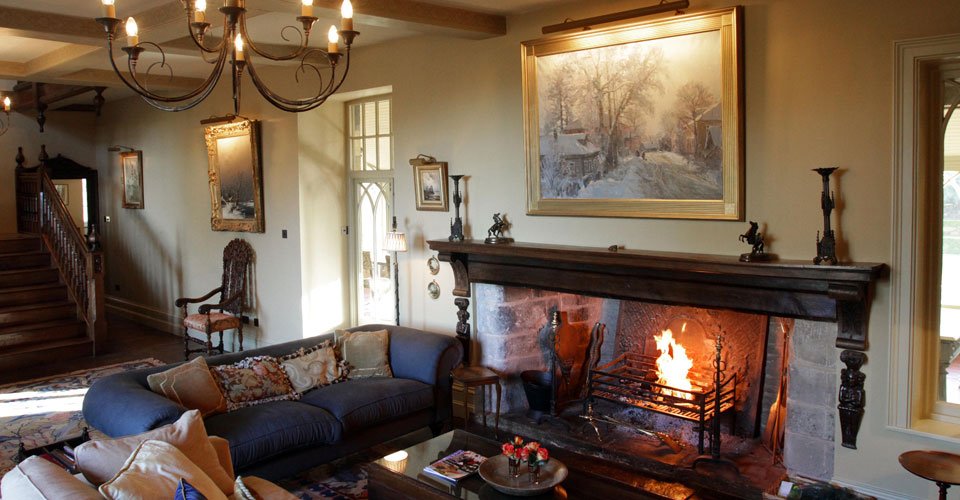 hall-fireplace-dewsall-court-herefordshire-supper-club-pop-up-luxury-hotel-gay-friendly