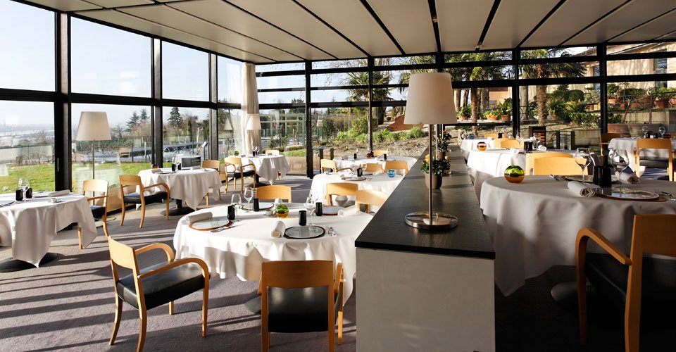 Le-Saint-James-Luxury-Hotel-Bordeaux-Foodie-France-restaurant